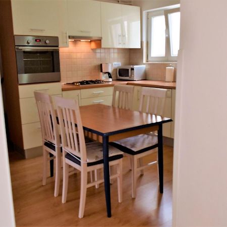 Sunnyy Beacch Apartments Banjol Rum bild
